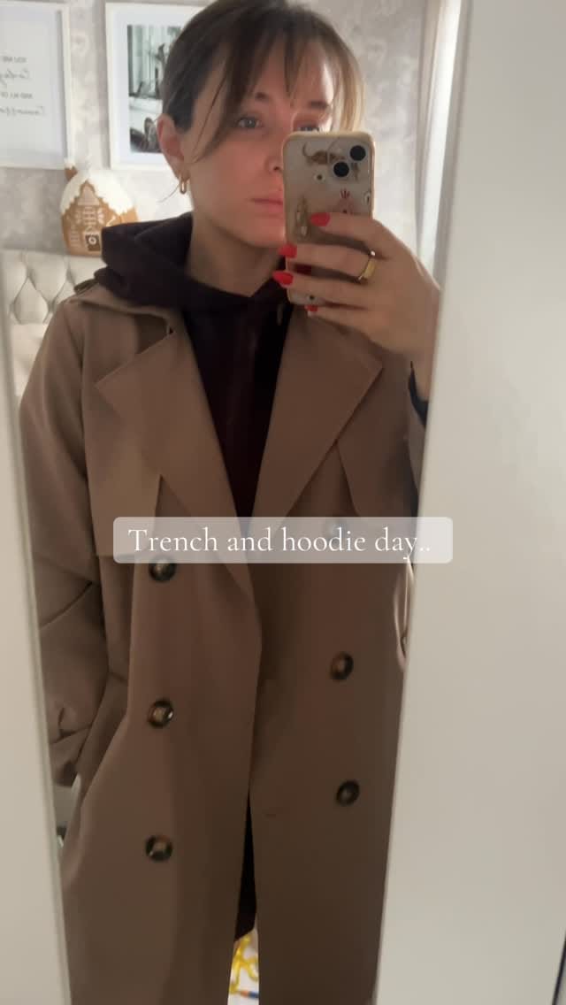 Post 2 by 𝑅𝑜𝒸𝒽𝑒𝓁𝓁𝑒 on Instagram (video)