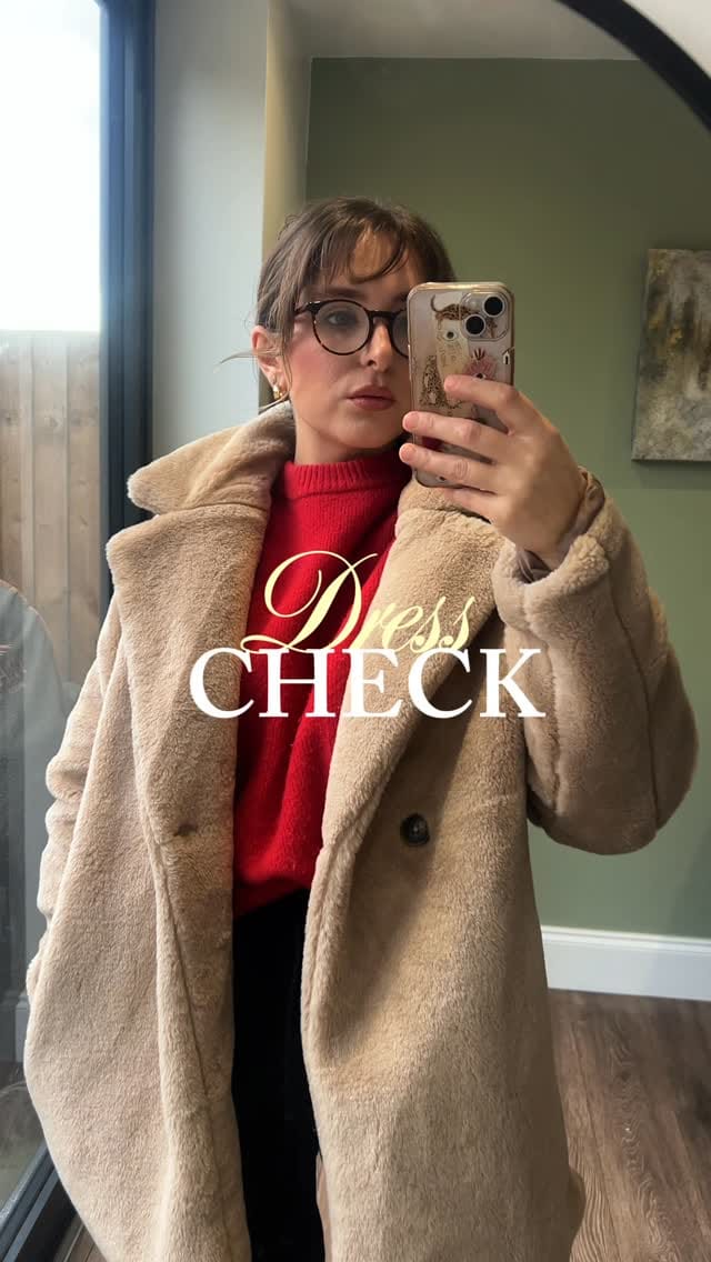 Post 1 by 𝑅𝑜𝒸𝒽𝑒𝓁𝓁𝑒 on Instagram (video)