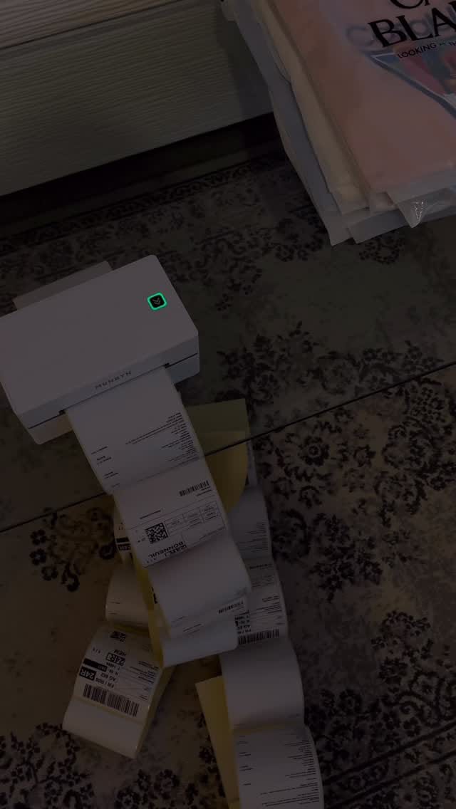 Post 2 by Kold on Instagram (video)
