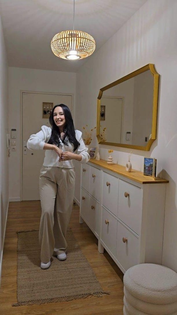 Post 10 by 𝙔𝙊𝙐𝙎𝙍𝘼 🦋 on Instagram (video)