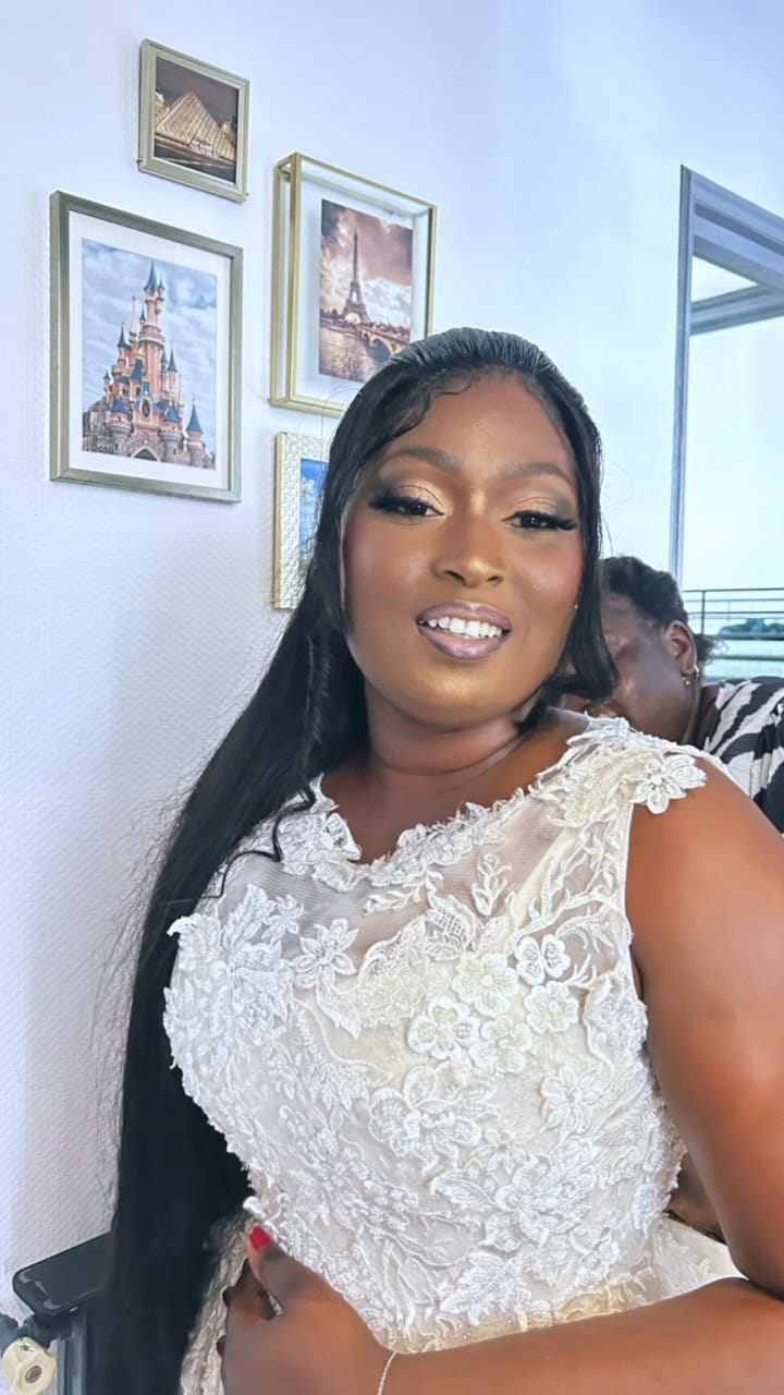 Post 10 by Hawa Traore | Makeup artiste on Instagram (video)