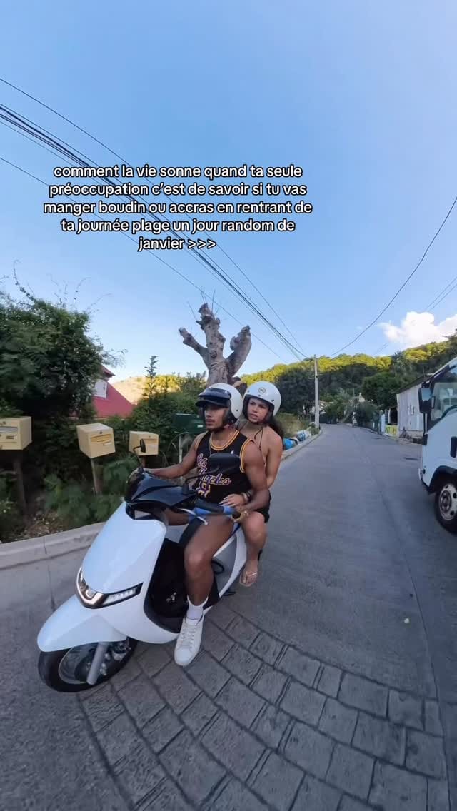 Post 3 by Louise on Instagram (video)