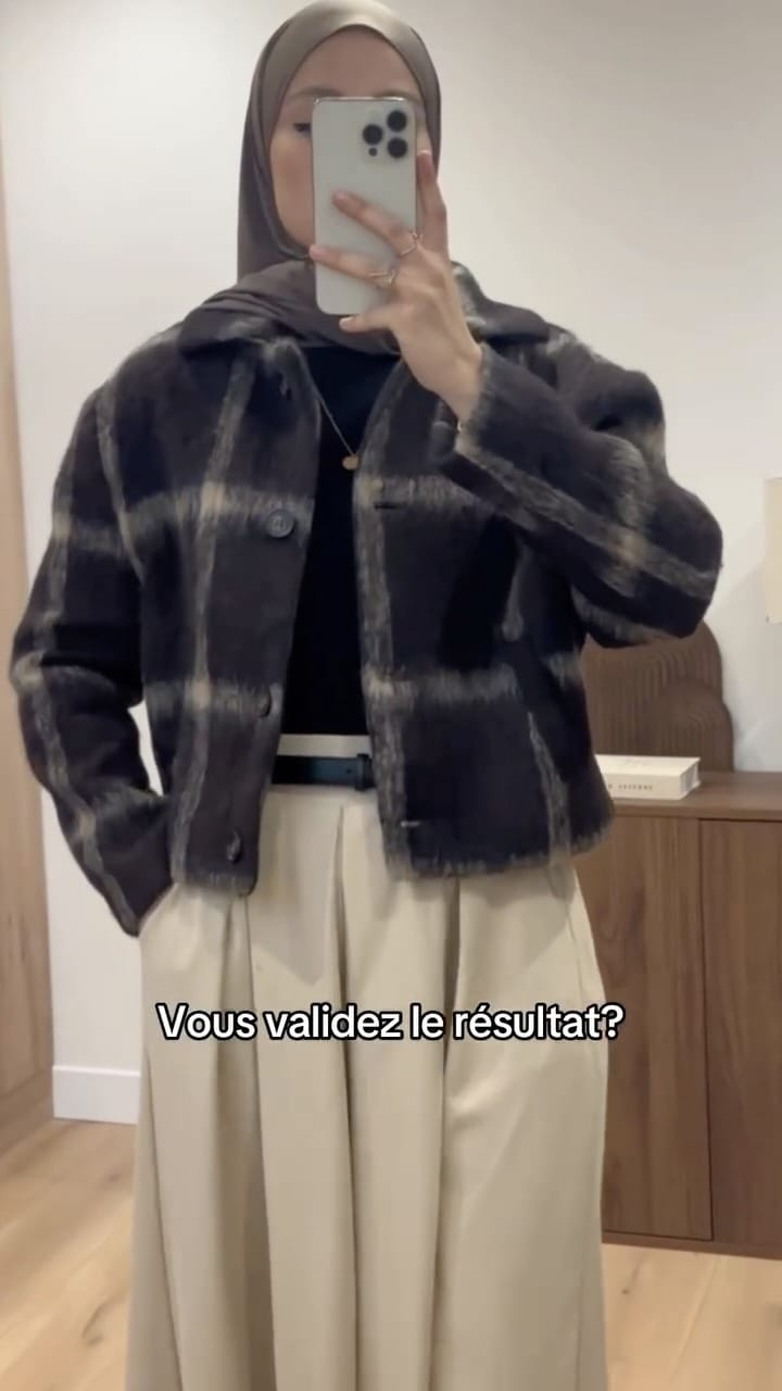 Post 10 by 𝐿𝑖𝑦𝑎 𝐶𝑜𝑙𝑙𝑒𝑐𝑡𝑖𝑜𝑛 ~  𝐌𝐎𝐃𝐄𝐒𝐓 𝐅𝐀𝐒𝐇𝐈𝐎𝐍 🪡 on Instagram (video)