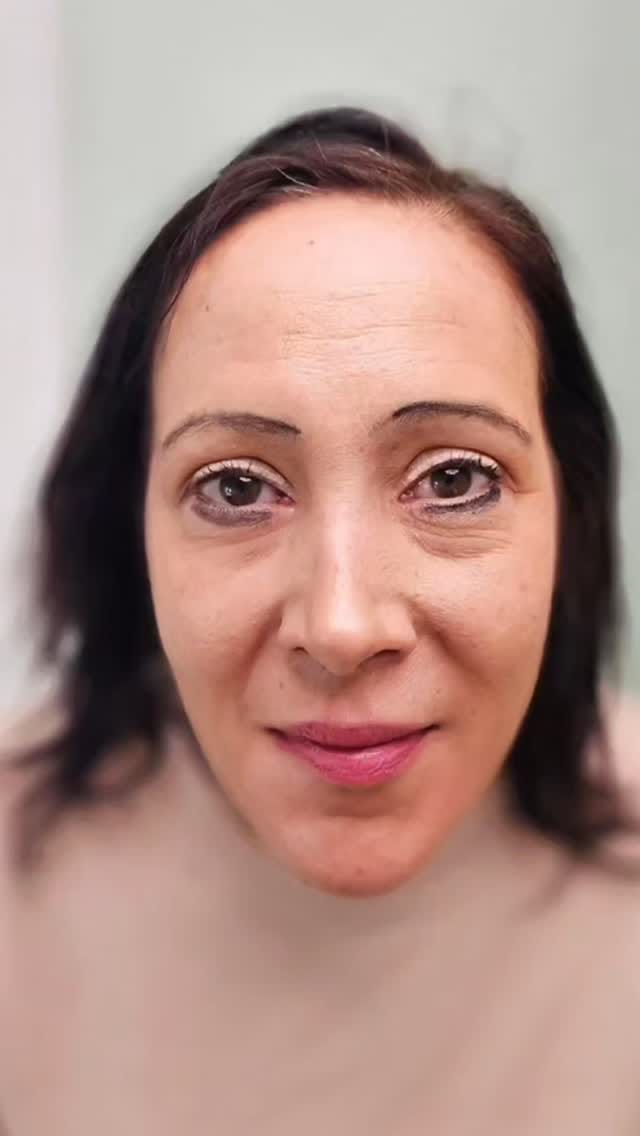 Post 1 by MICROSHADNG/MICROBLADING/PARIS on Instagram (video)