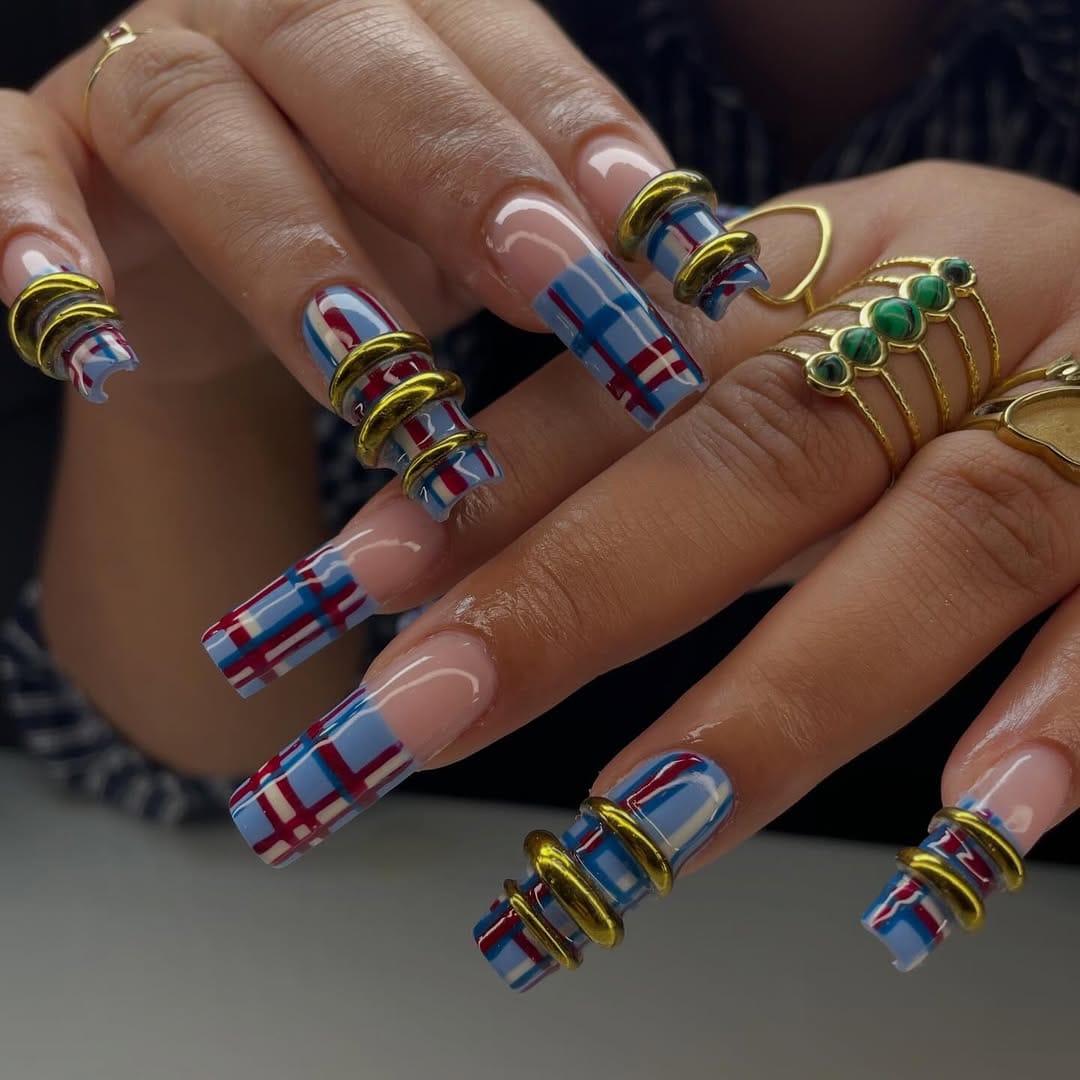 Post 2 by Babybratznail on Instagram (image)