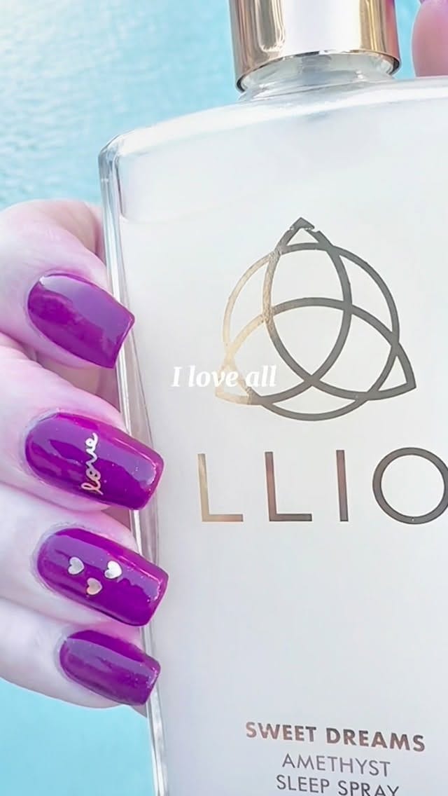 Post 10 by LLIO on Instagram (video)