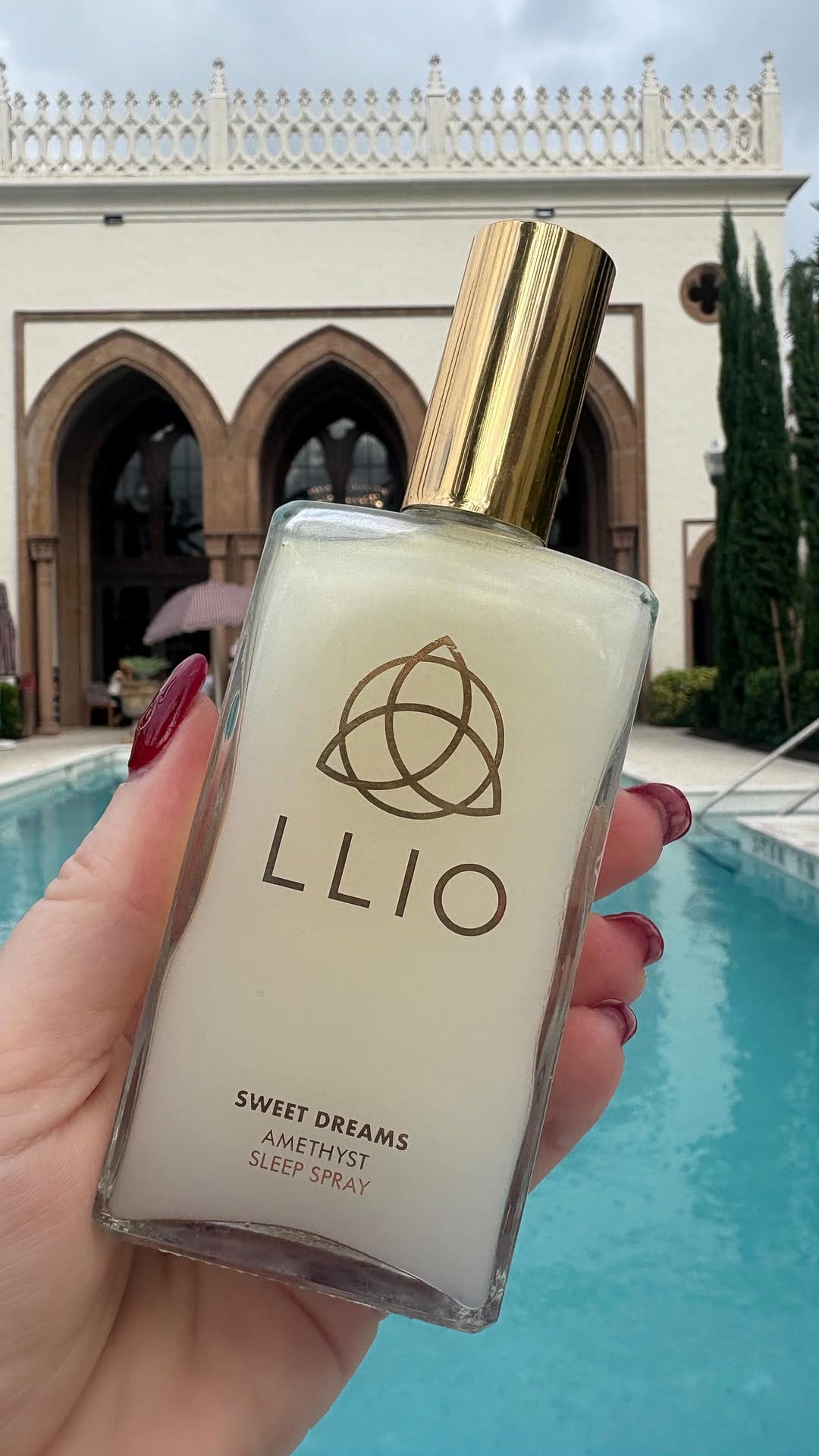 Post 8 by LLIO on Instagram (video)