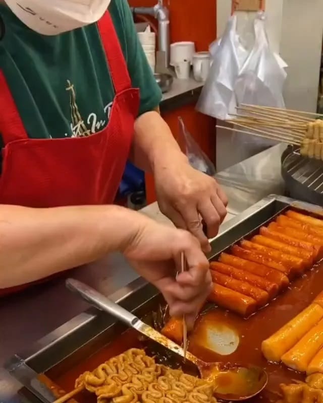 Post 10 by Asiamarché on Instagram (video)