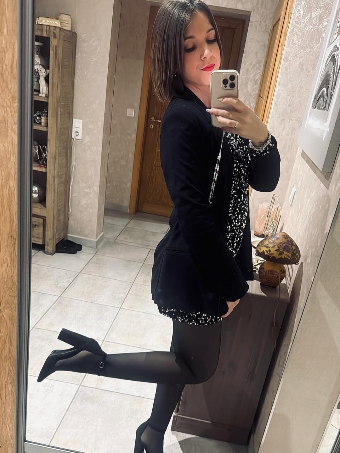 Post 8 by Sophia Bertin on Instagram (image)