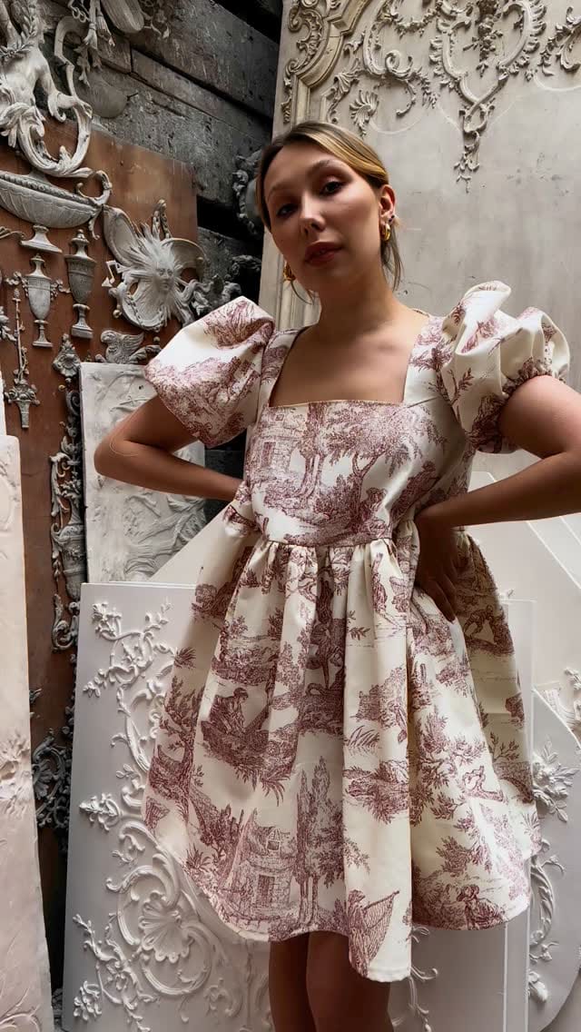 Post 2 by Studio Rosalie on Instagram (video)