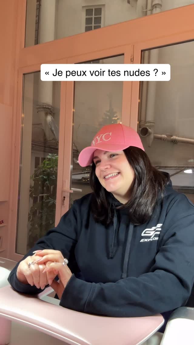 Post 6 by Shauna Nails Paris on Instagram (video)