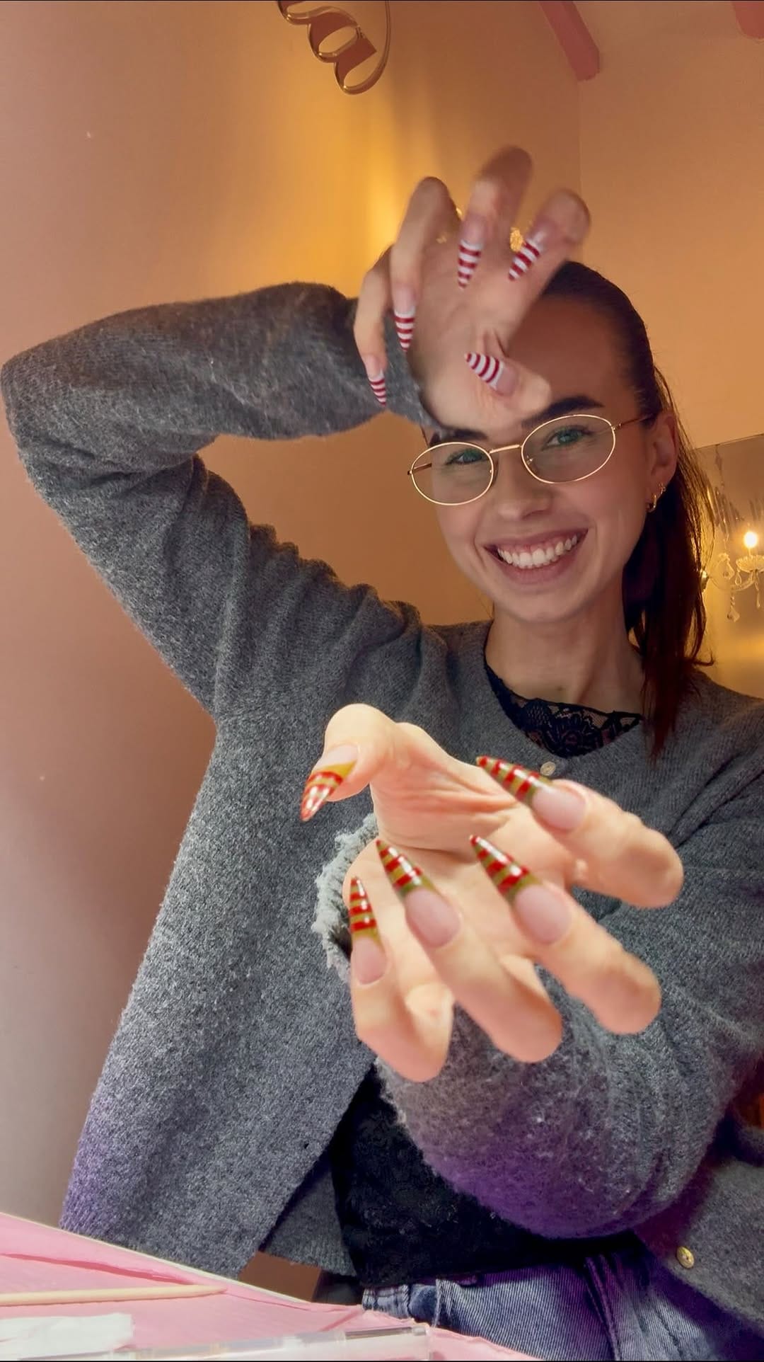 Post 7 by Shauna Nails Paris on Instagram (video)