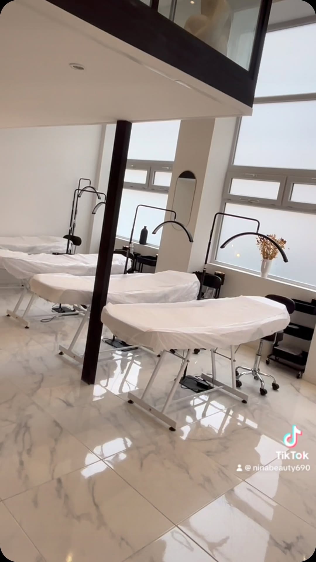 Post 2 by NINA BEAUTY on Instagram (video)