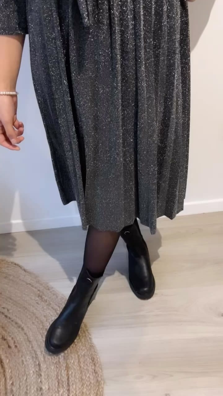 Post 10 by LOU Y ES-TU? BOUTIQUE on Instagram (video)