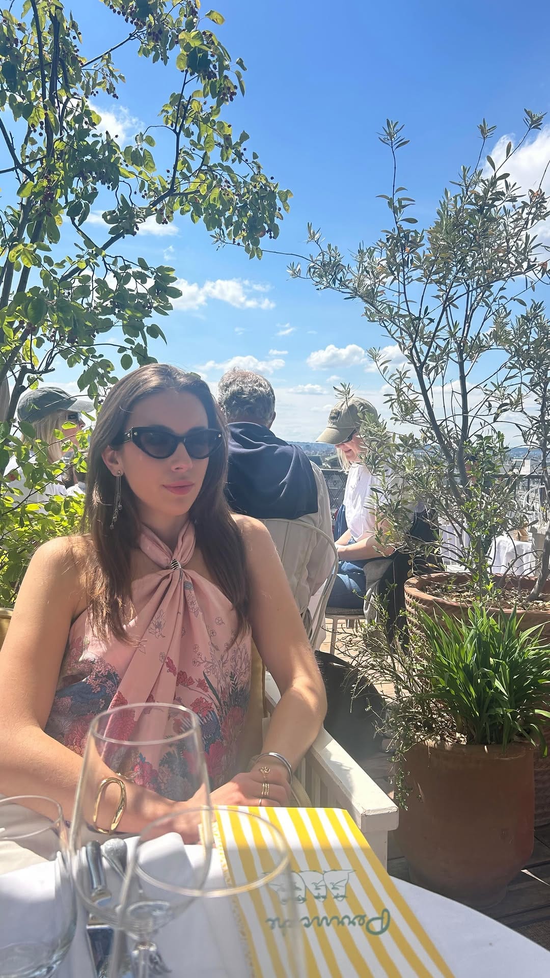 Post 7 by Gabriela Costa | Vida em Paris 🇫🇷 on Instagram (video)