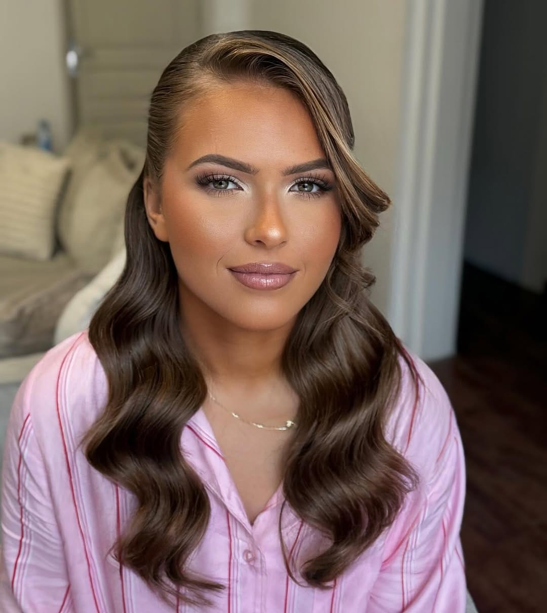 Post 8 by MAQUILLEUSE COIFFEUSE on Instagram (image)