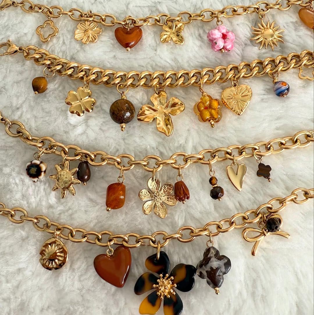 Post 5 by ALESIAPARIS Bijoux on Instagram (image)