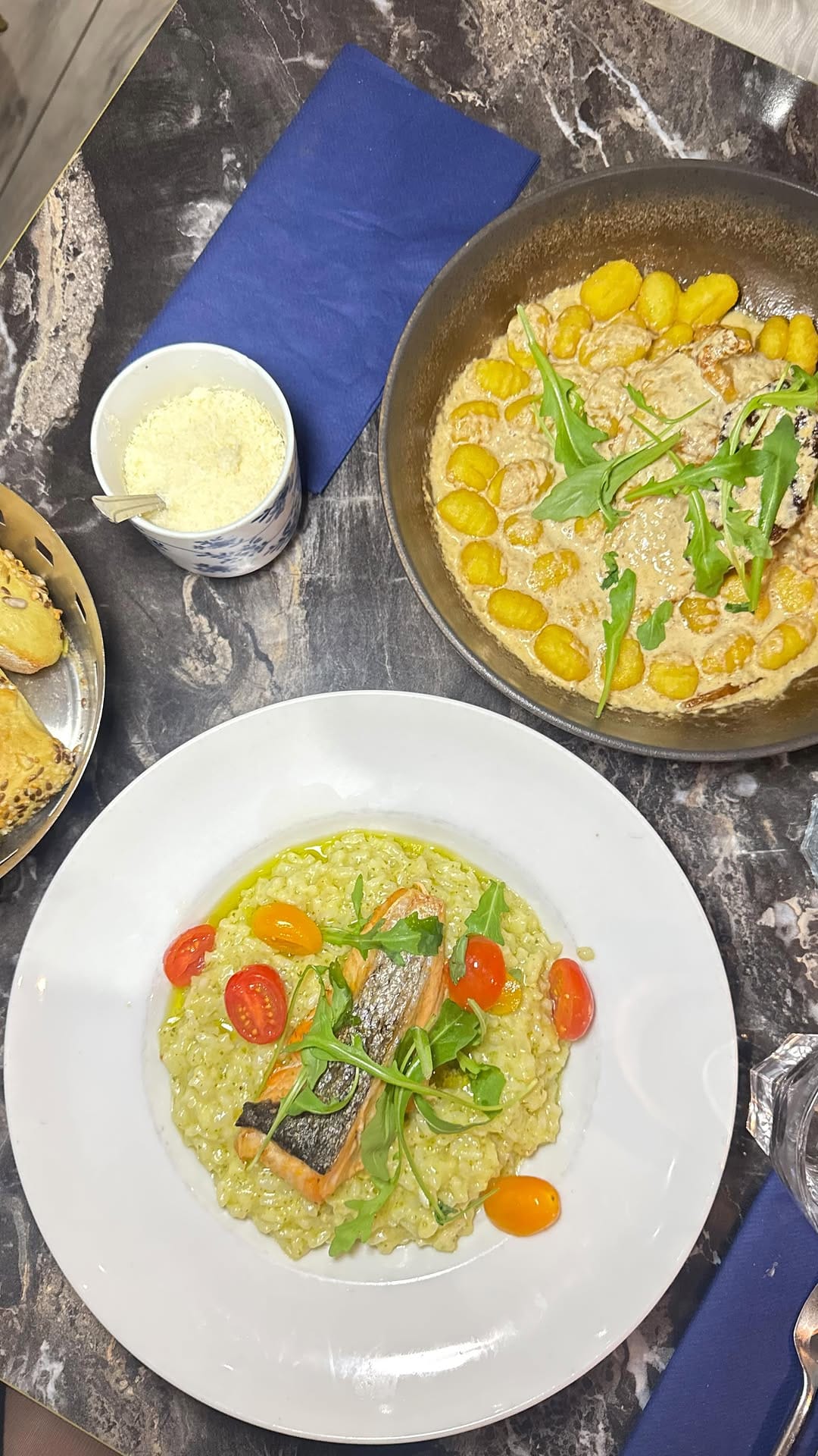 Post 4 by MANINA - FOOD & LIFESTYLE 🌸 on Instagram (video)