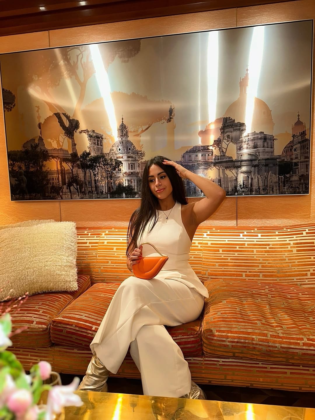 Post 1 by Morena Pastor👸🏻 - Bagatelle Paris | Boum Boum | Bridge |📩 on Instagram (carousel)