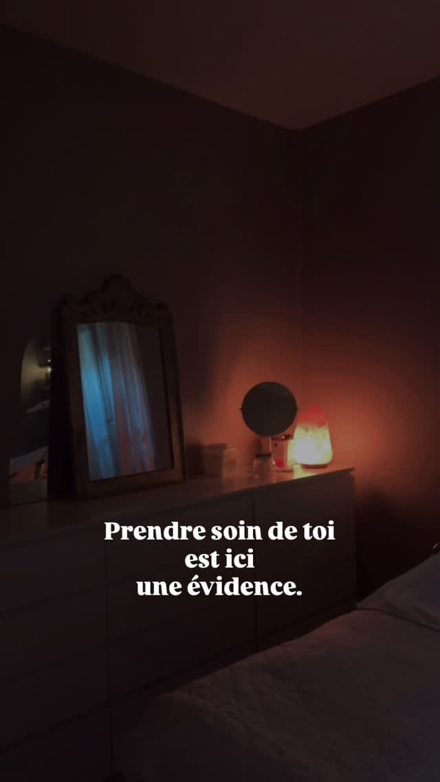 Post 4 by Laetitia Attia on Instagram (video)