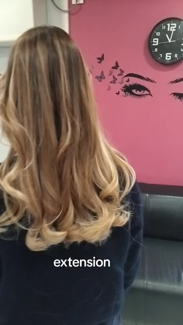 Post 7 by extension coiffure christele on Instagram (video)