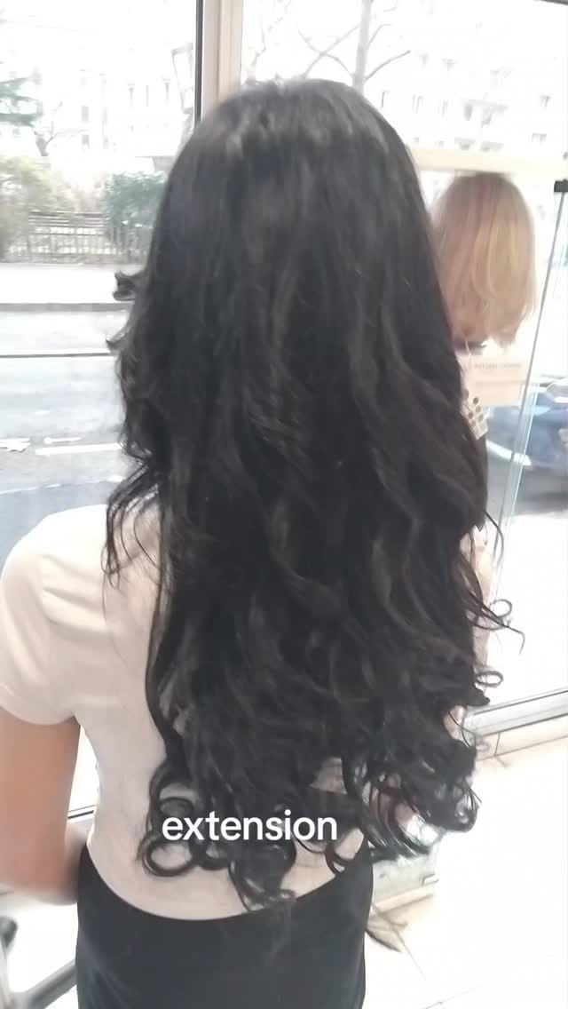 Post 6 by extension coiffure christele on Instagram (video)