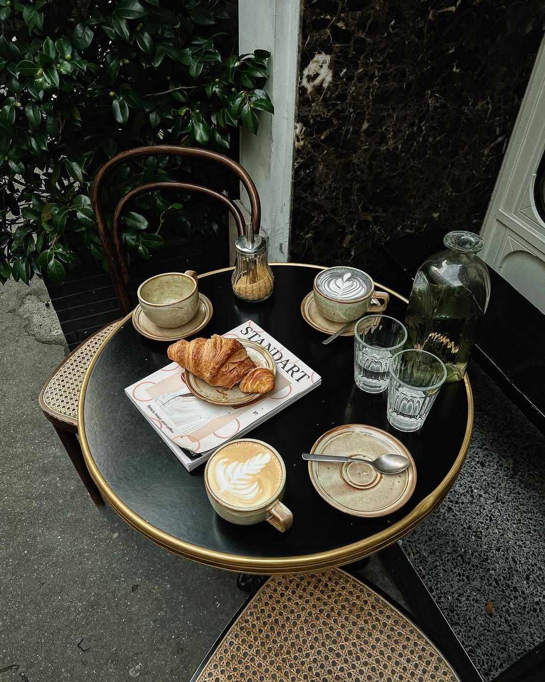 Post 10 by 𝒮𝒶𝒷𝓇𝒾𝓃𝒶 on Instagram (image)