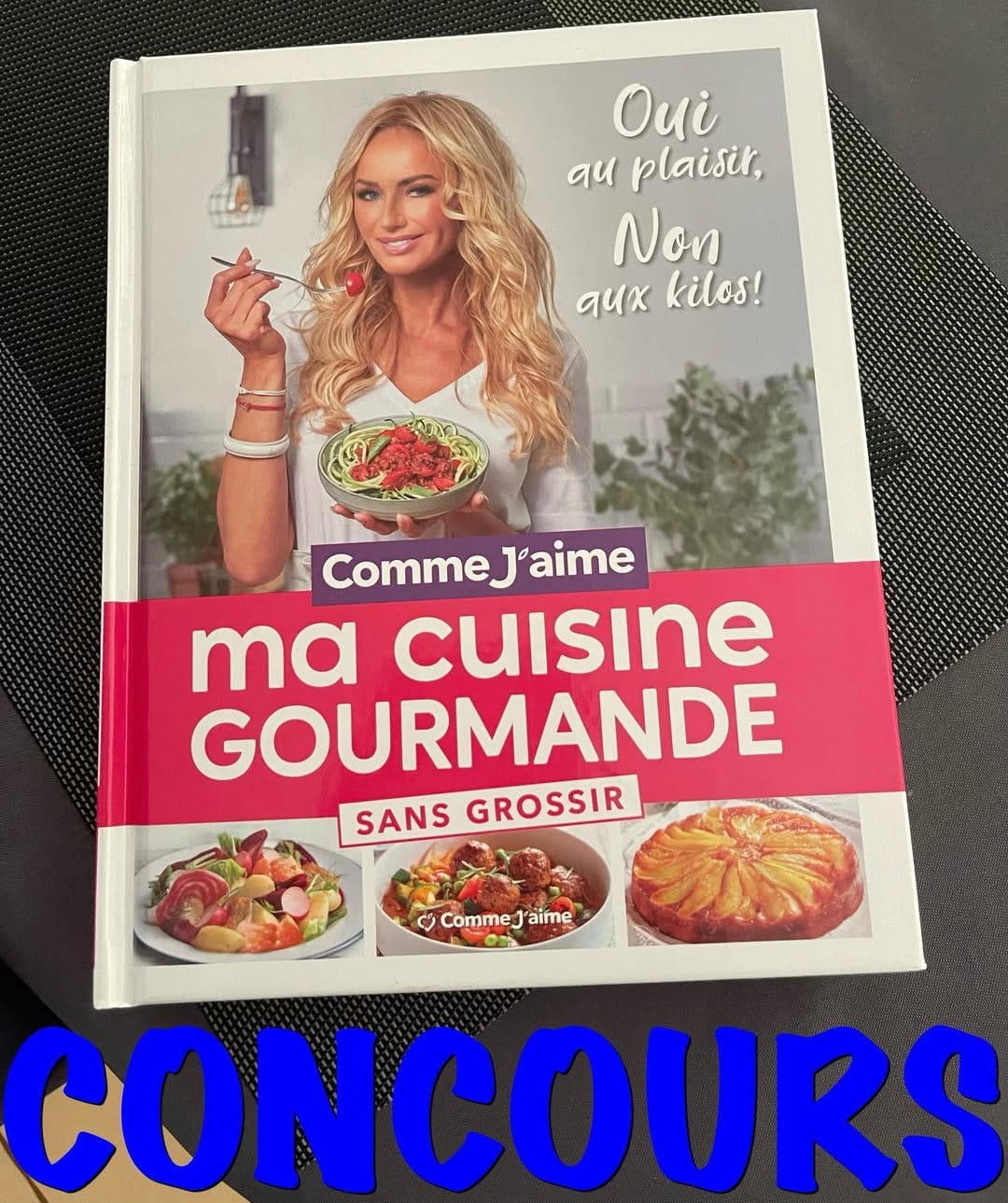 Post 6 by @julien_corfoux on Instagram (carousel)