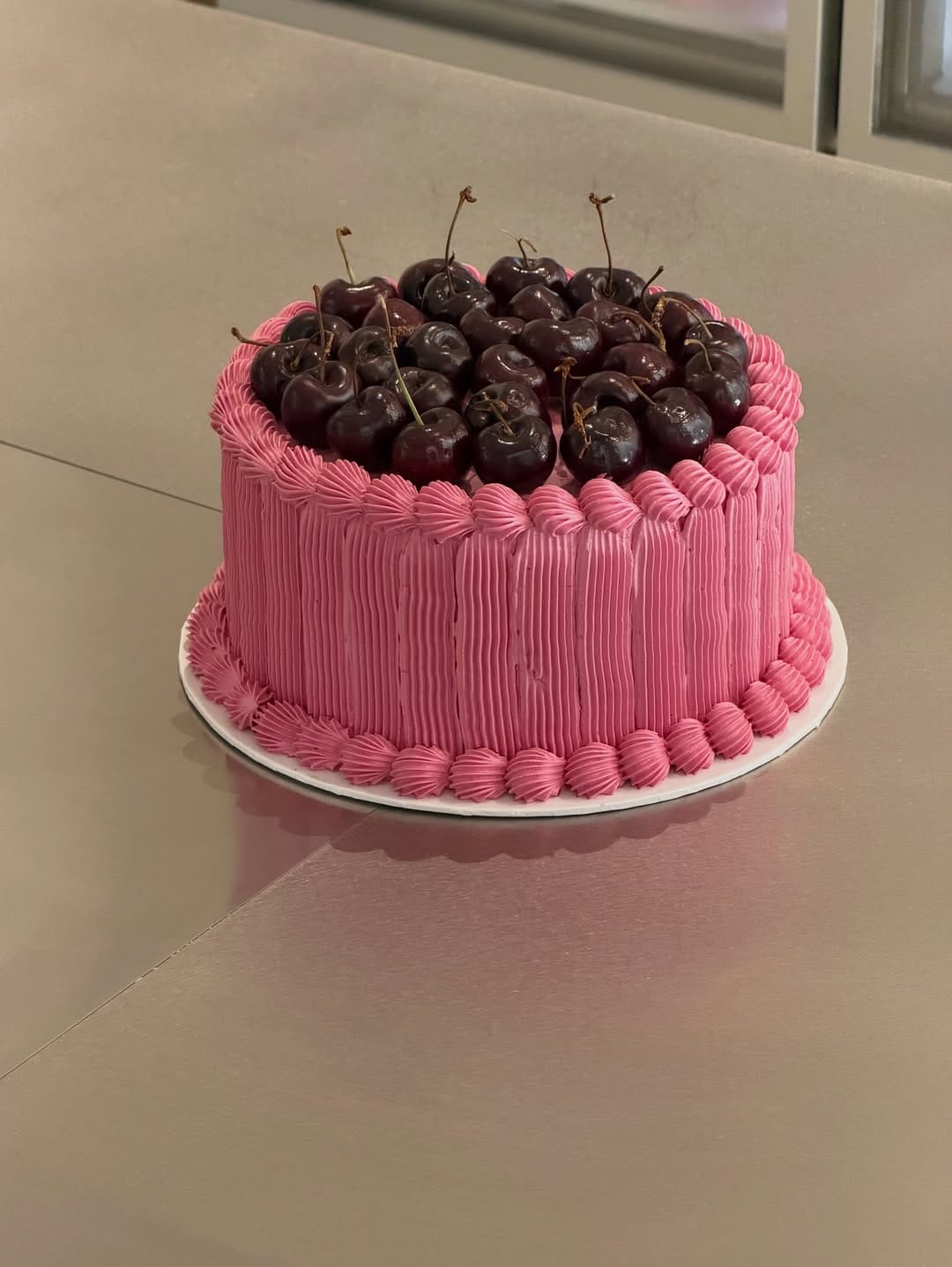 Post 1 by crush cake | bento cake paris 🍒 on Instagram (carousel)