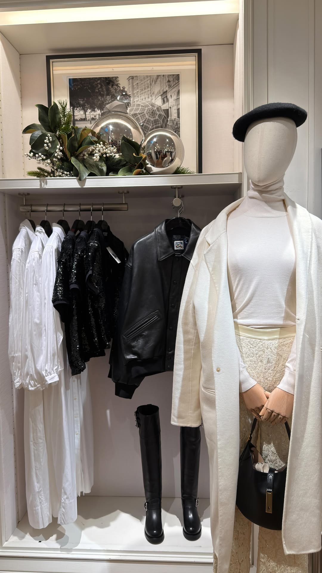 Post 2 by Laura Mac Donald | CONTENT CREATOR on Instagram (video)