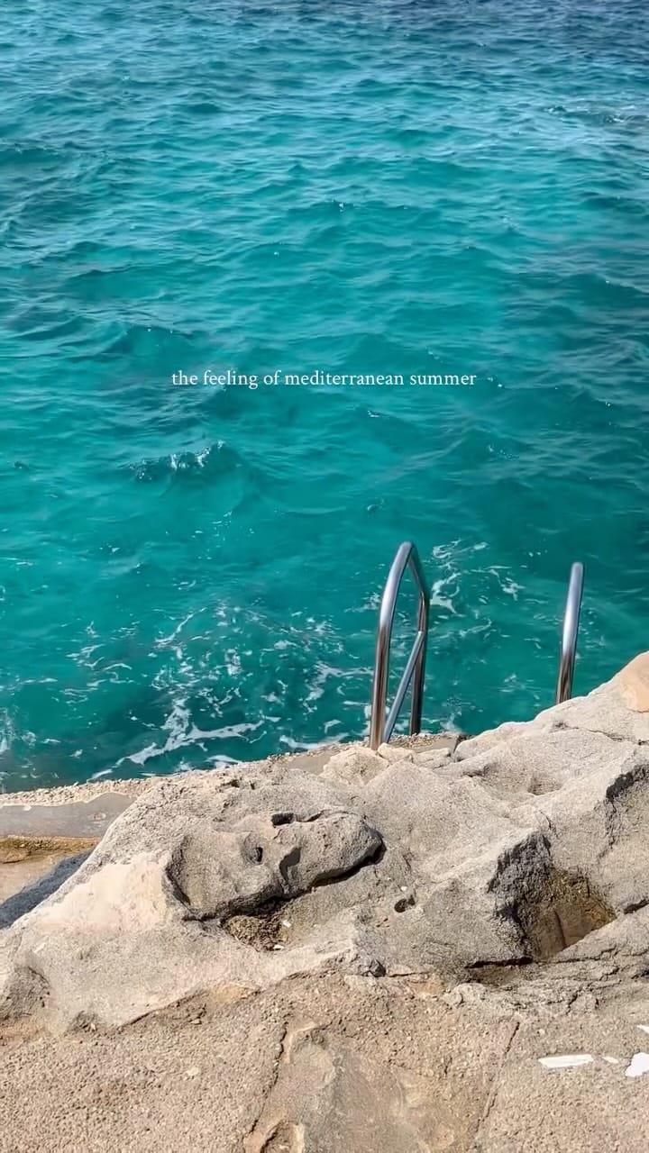 Post 9 by selin on Instagram (video)