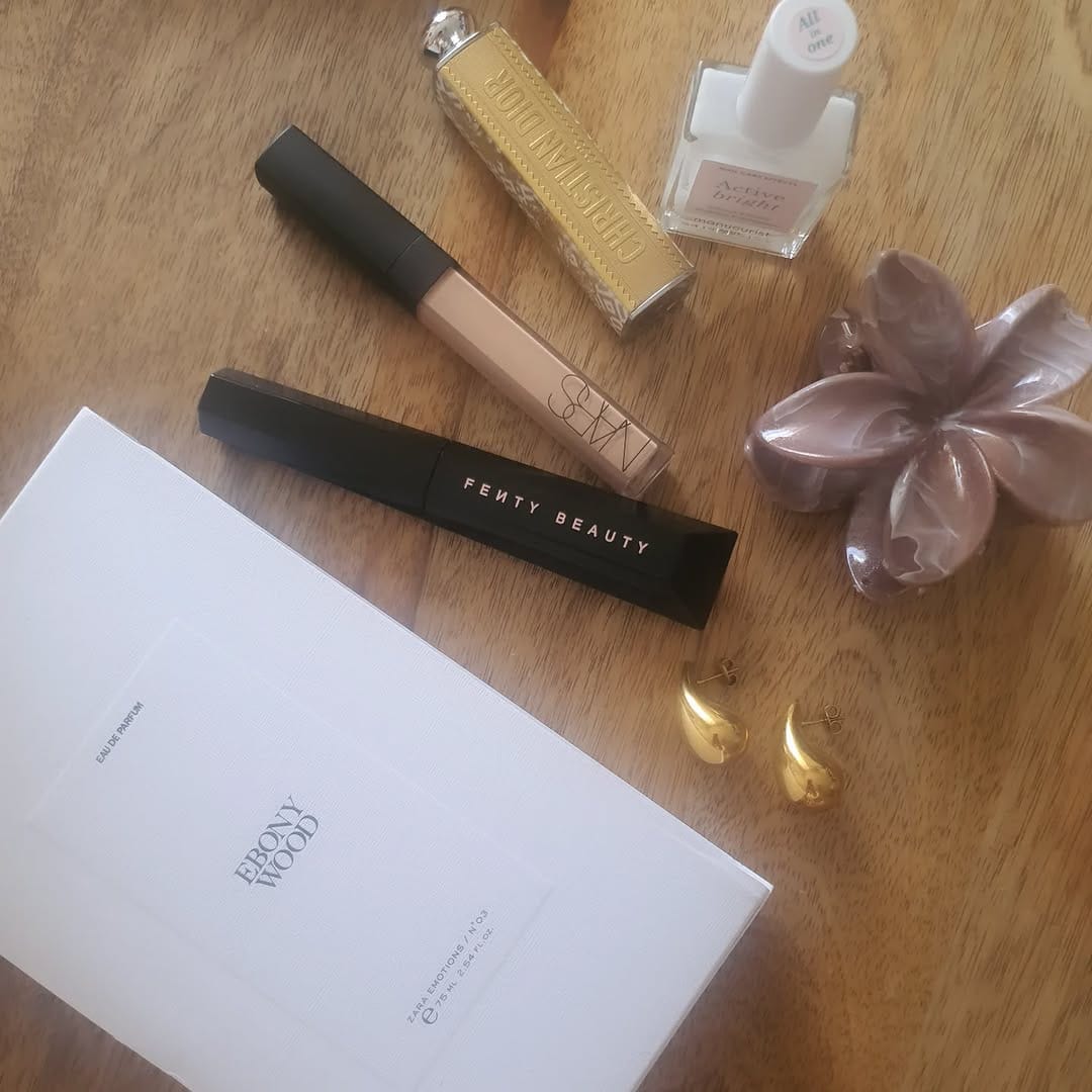 Post 10 by Lila JOY 🌺 on Instagram (image)