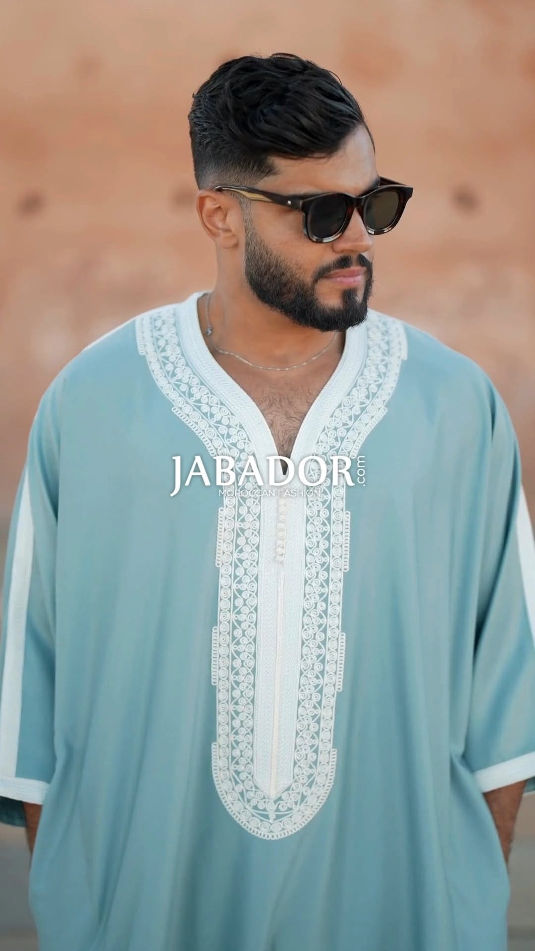 Post 7 by Jabador.com on Instagram (video)