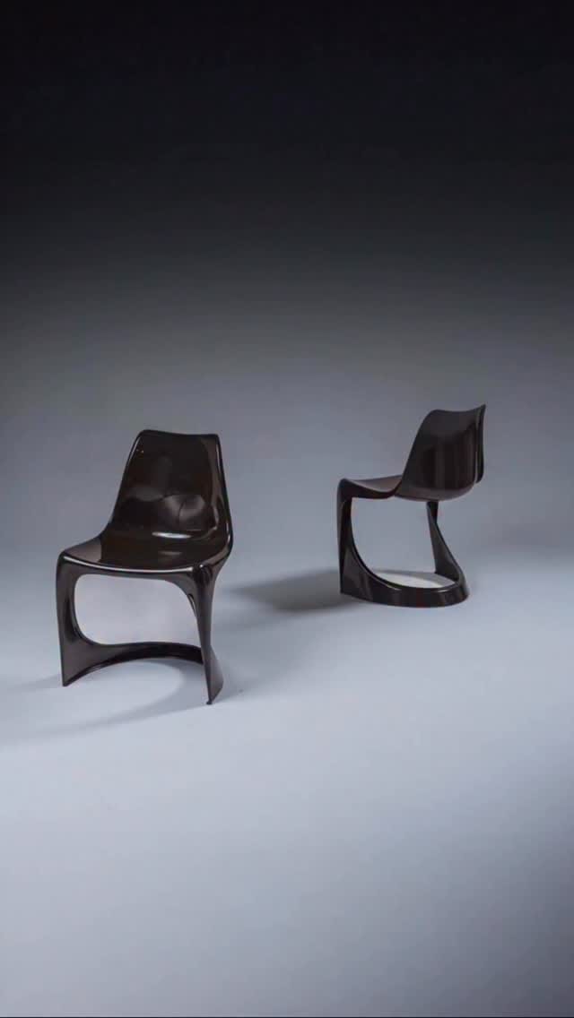 Post 3 by Galerie Paradis on Instagram (video)