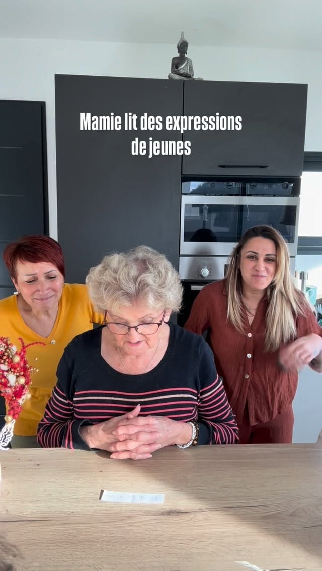 Post 1 by Manon 💋 on Instagram (video)