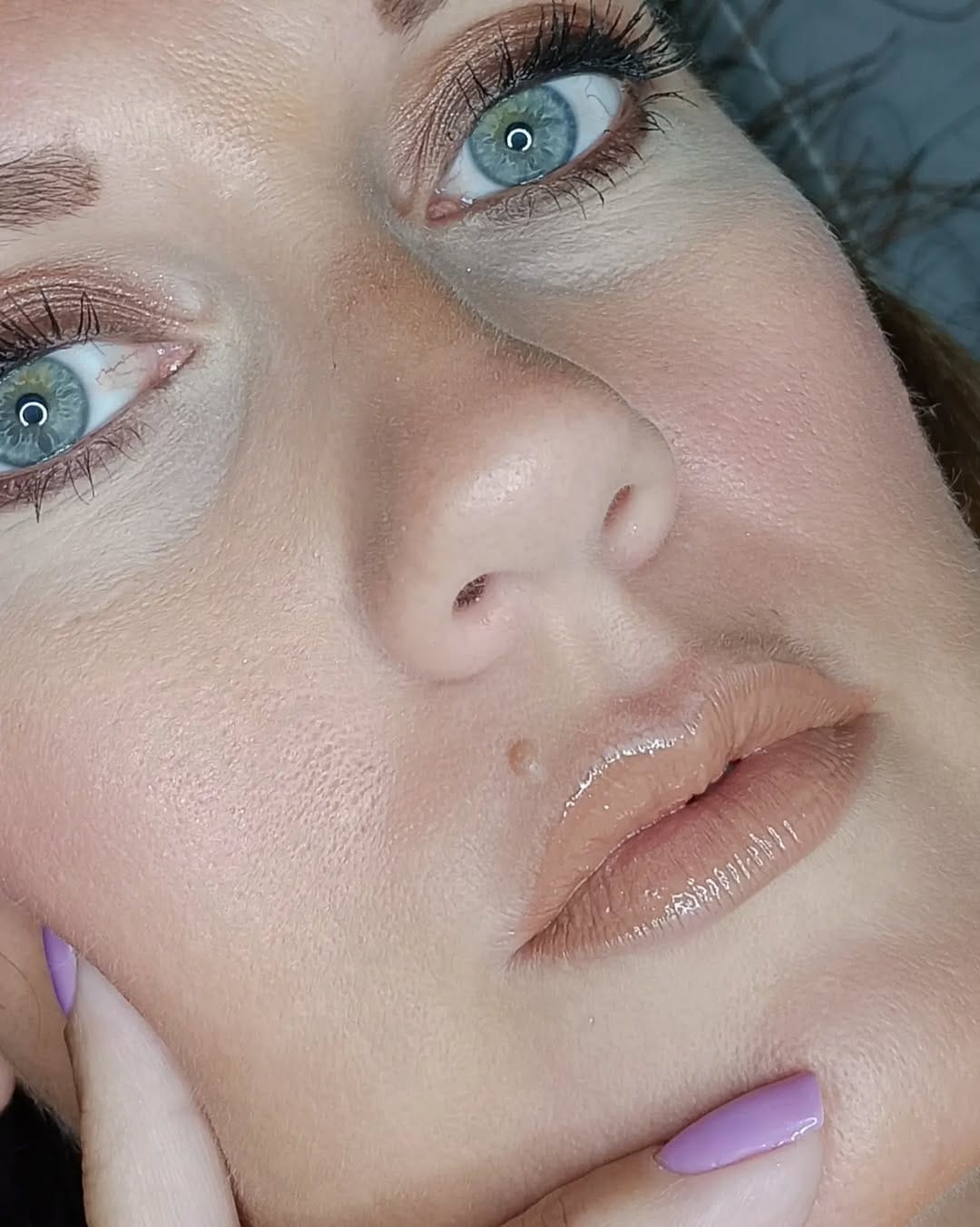 Post 1 by Aubery 🌷 / makeup ~ testing on Instagram (carousel)