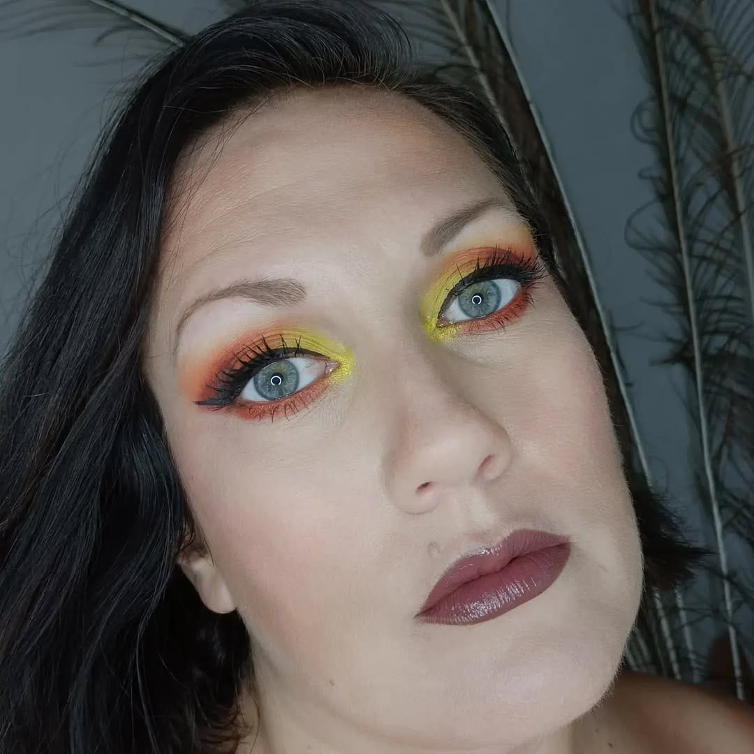 Post 10 by Aubery 🌷 / makeup ~ testing on Instagram (carousel)