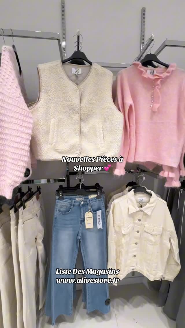 Post 4 by 𝐀𝐋𝐈𝐕𝐄 on Instagram (video)
