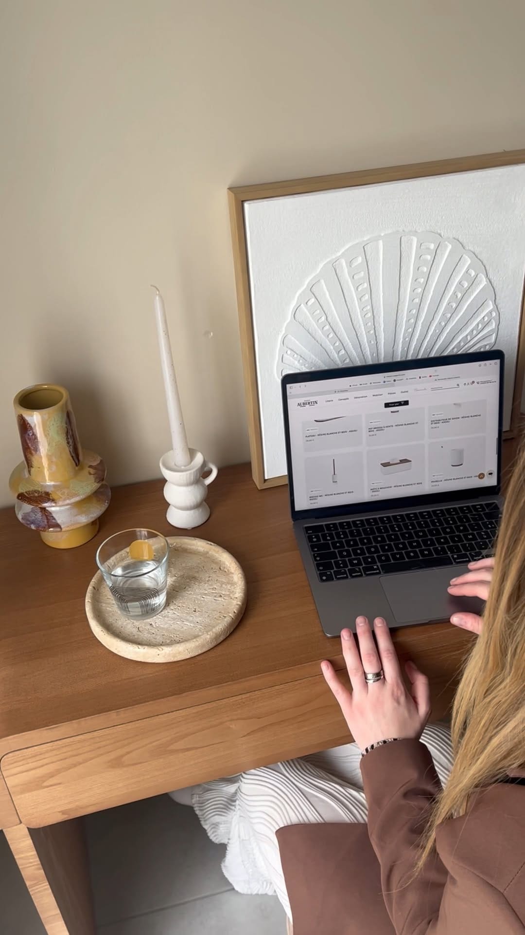 Post 2 by Maison Aubertin - Literie & Mobilier on Instagram (video)
