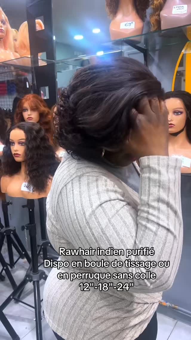 Post 5 by Lace -wigs - brésiliennes  - coiffure femmes - hommes - enfants on Instagram (video)