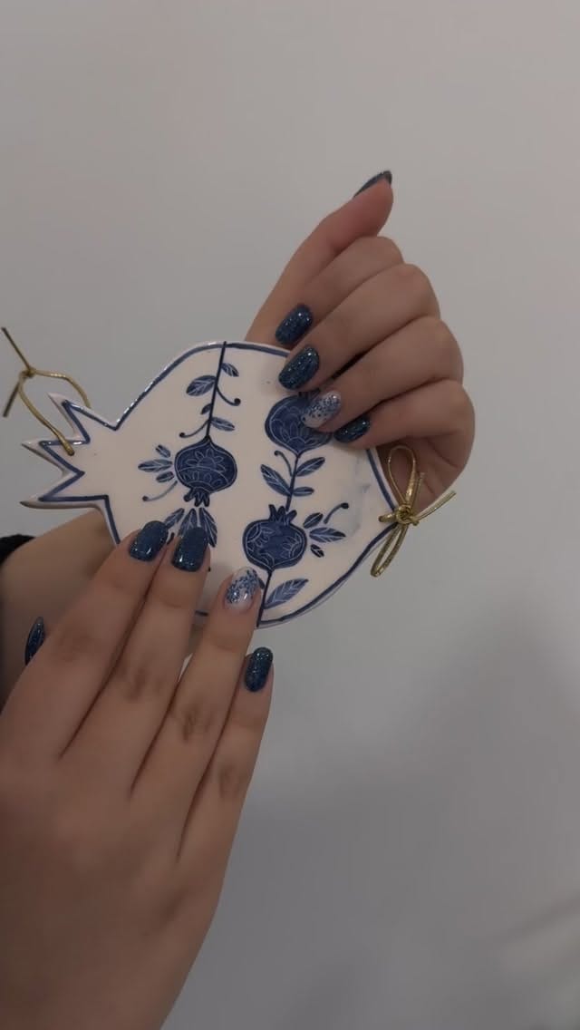 Post 1 by nali salon on Instagram (video)