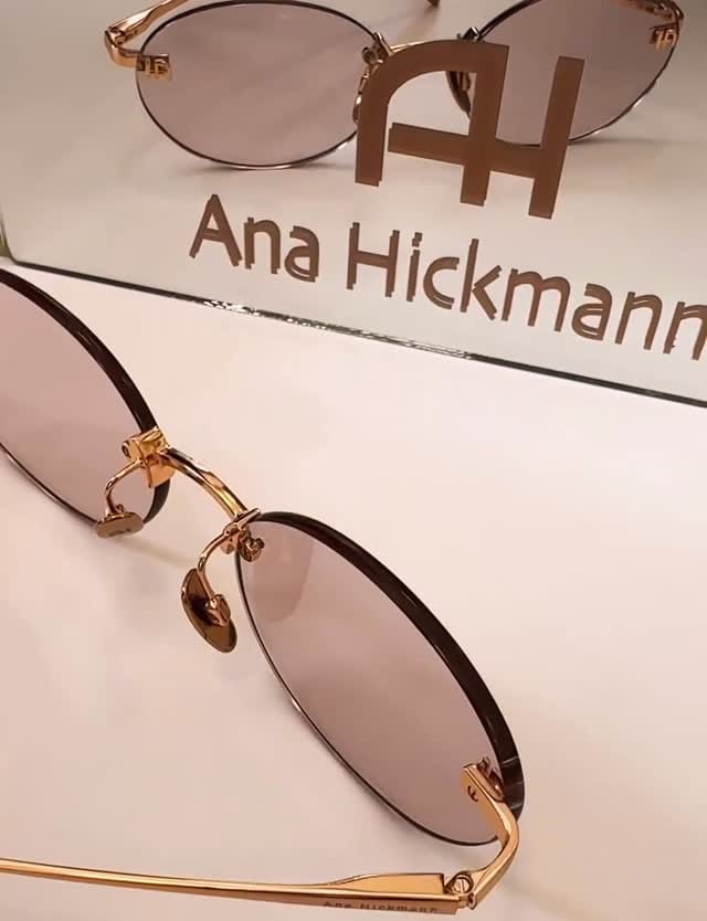 Post 10 by Parad’eyes Optique on Instagram (video)