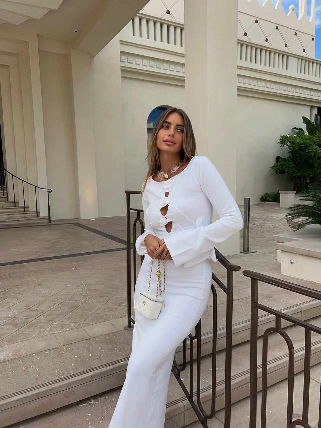 Post 8 by CHARLAINE - CARLES🧿🦋⚡️ on Instagram (carousel)