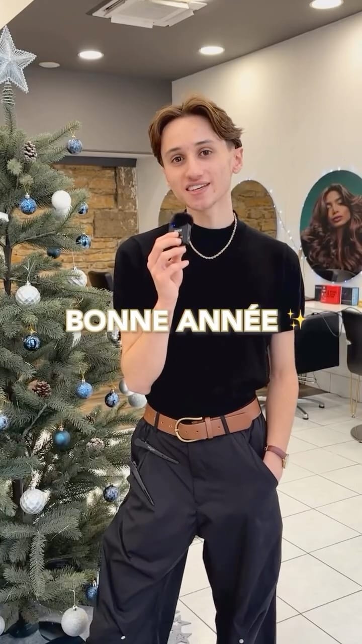 Post 7 by Roberto Stari  Coiffeur Lyon on Instagram (video)