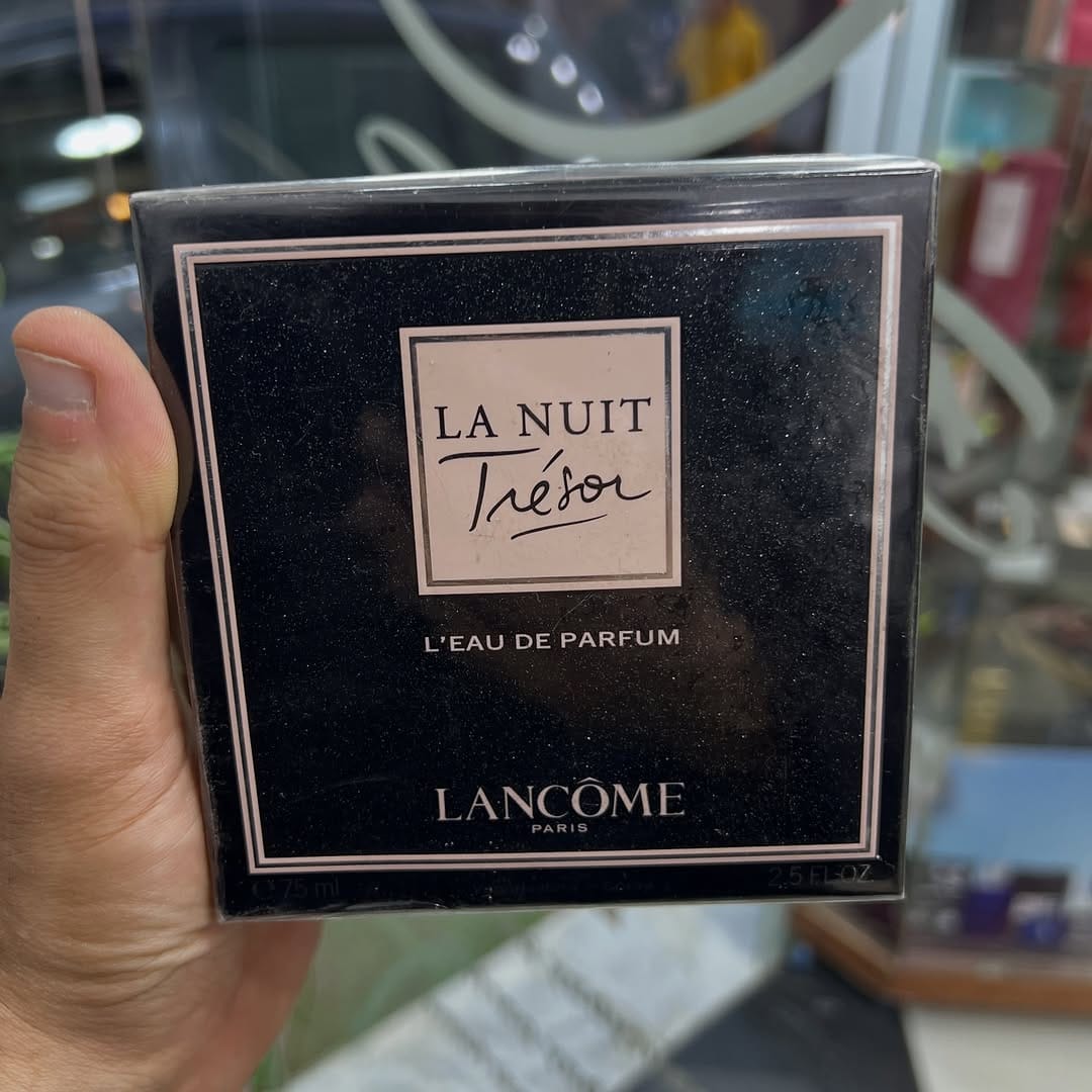 Post 2 by Beautybay parfumerie on Instagram (image)