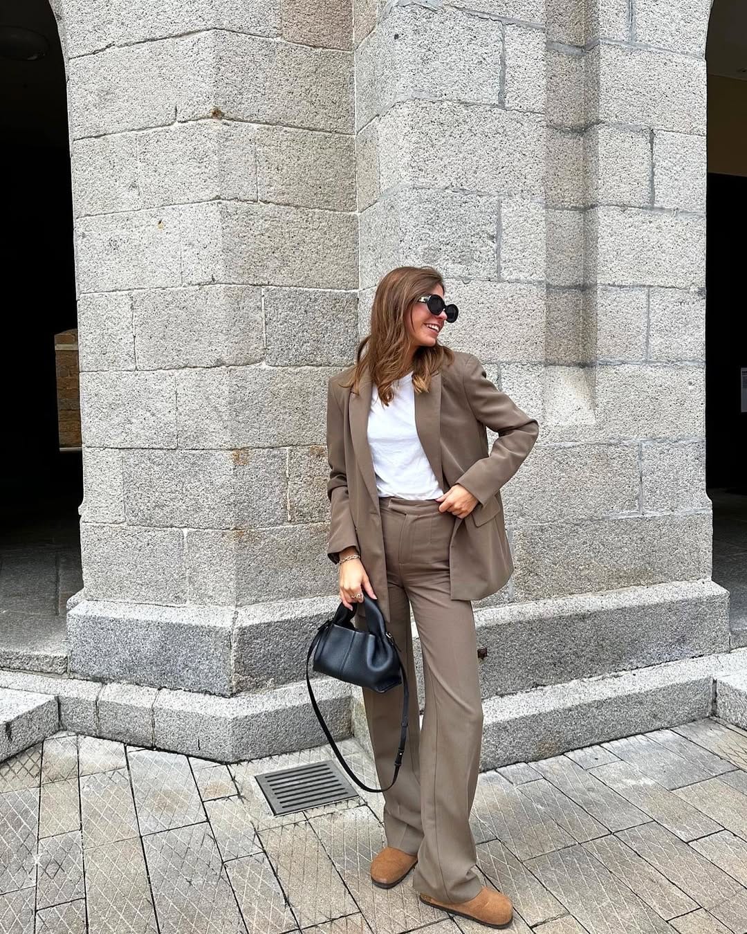 Post 6 by imcarolyne 🐆 on Instagram (image)