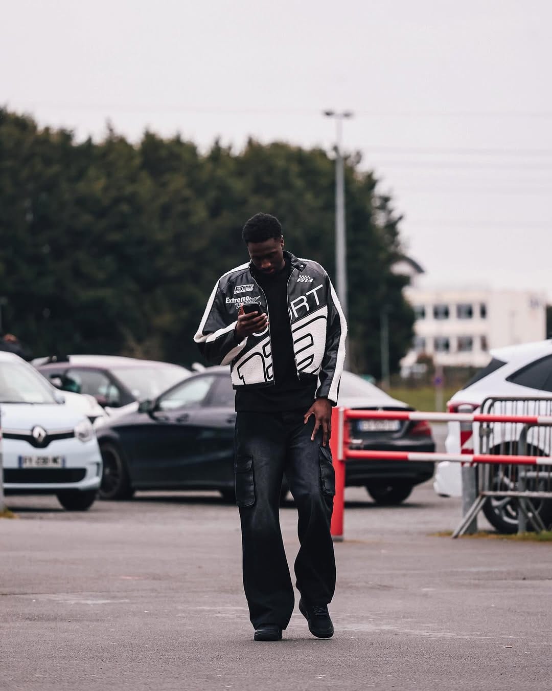 Post 7 by Mohamed Diawara on Instagram (carousel)