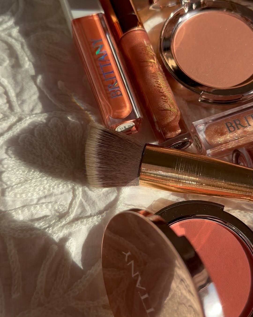 Post 9 by BRITTANY COSMETICS on Instagram (video)