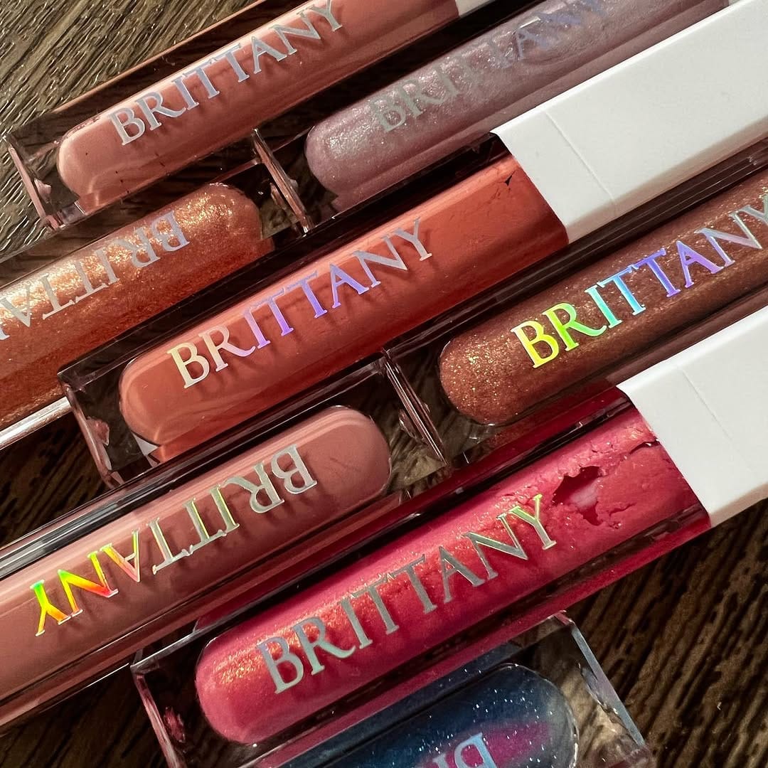 Post 6 by BRITTANY COSMETICS on Instagram (image)
