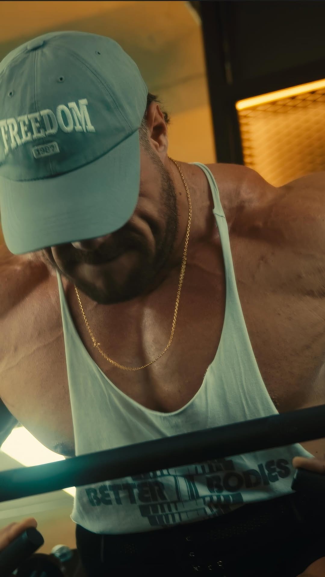 Post 1 by Florian Poirson IFBB PRO on Instagram (video)